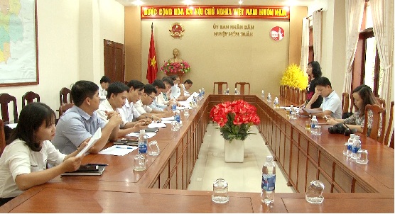 Bà Nguyễn Thị Lan Hương - Chủ tịch Liên hiệp Hội KHKT tỉnh, Trưởng đoàn kiểm tra kết luận buổi làm việc tại Hớn Quản.