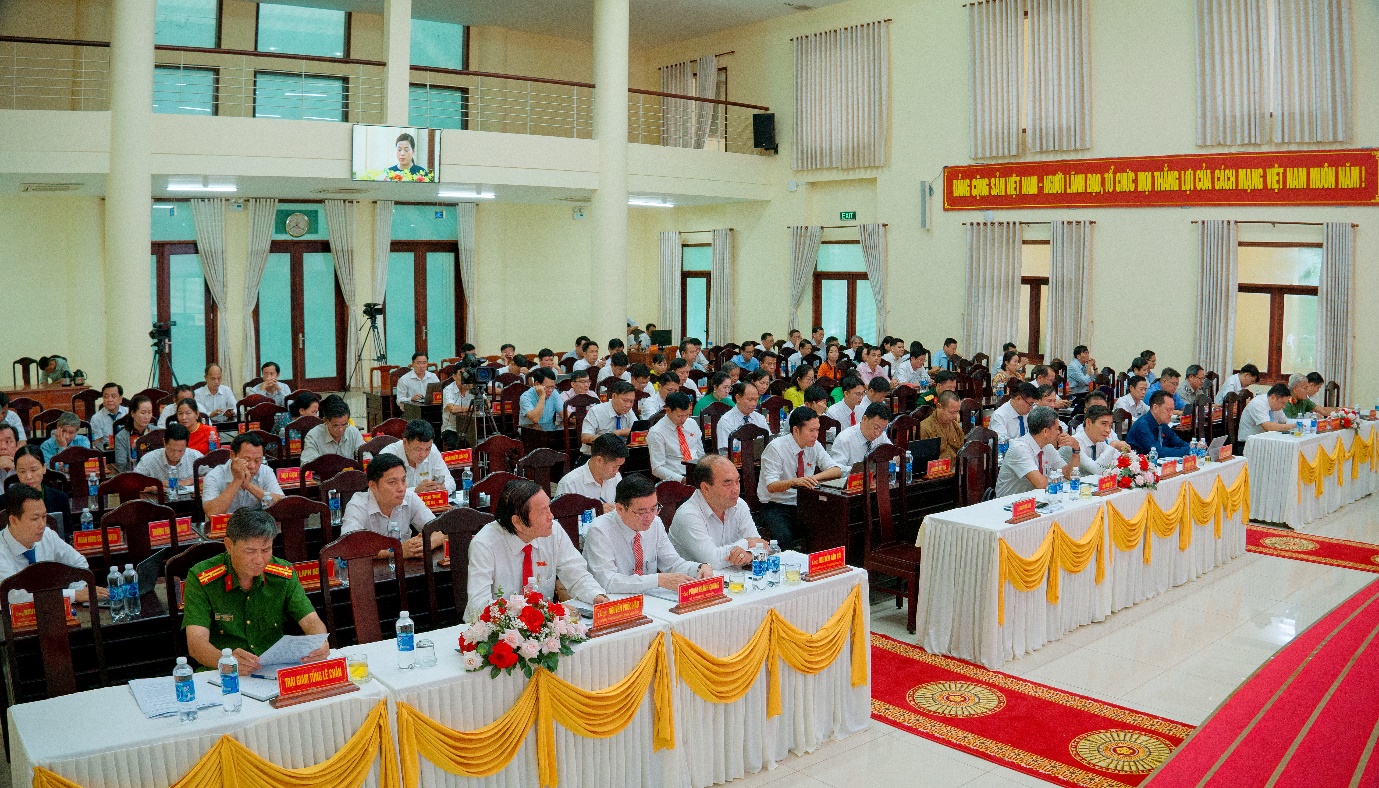 HĐND huyện Hớn Quản khai mạc kỳ họp thứ 13